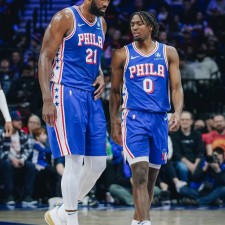 Die reguläre NBA-Saison ist erneut im Aufruhr, die 76ers schlagen die Nuggets auf spannende Weise